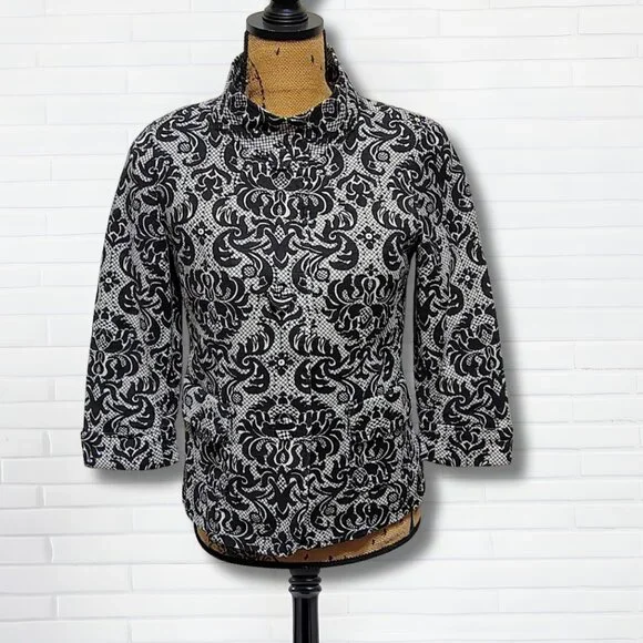 Talbots Black & White Jacquard Blazer | Size 4 | Elegant Damask Statement Piece - Picture 2 of 6